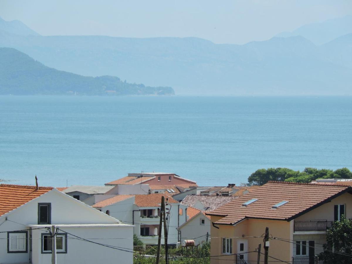 Apartments With A Parking Space Trogir - 16898 Exterior photo